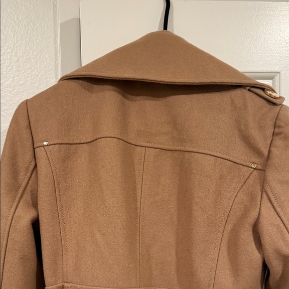 Kenneth Cole New York Camel Trench Coat with Belt - Picture 9 of 10